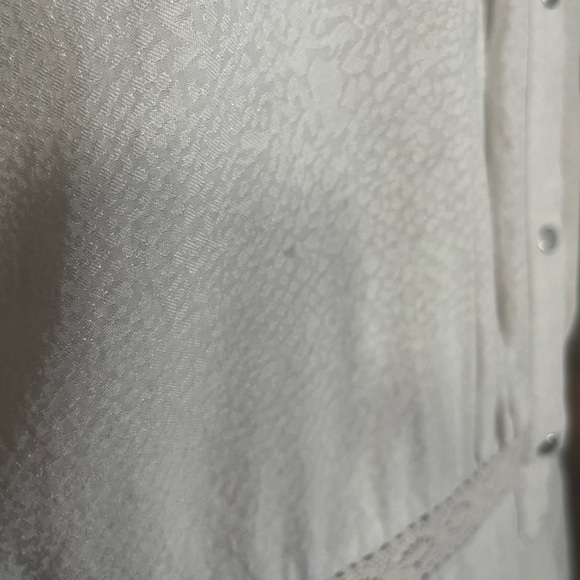 Comptoir Des Cotonniers Light Grey Snap Front Blouse Size Small - Picture 6 of 9